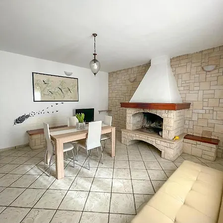 Appartamento Con Giardino